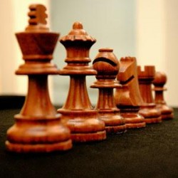 Ahşap Satranç Taşları Ahşap Satranç Taşları